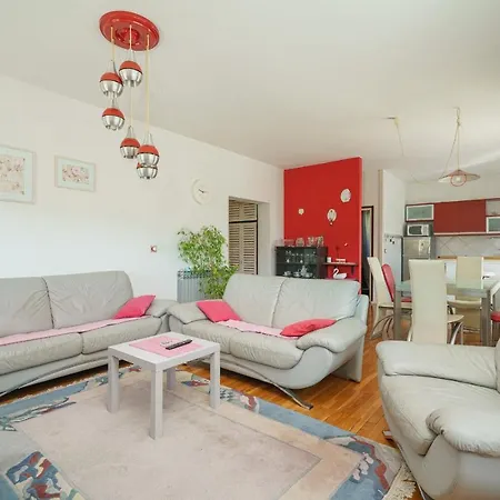 & Milena Apartament *
