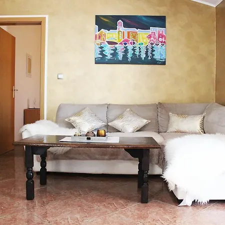 & Milena * Βόντιτσε