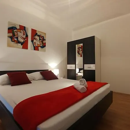 Apartament & Milena *