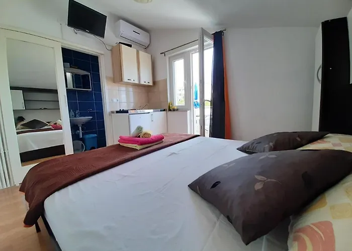 Apartments&rooms Milena