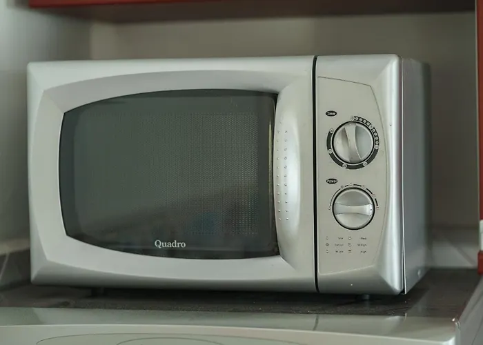 アパート & Milena