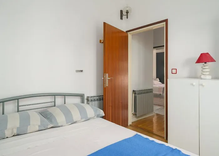 Apartments&rooms Milena