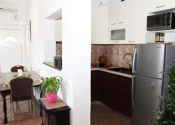 Apartament & Milena *