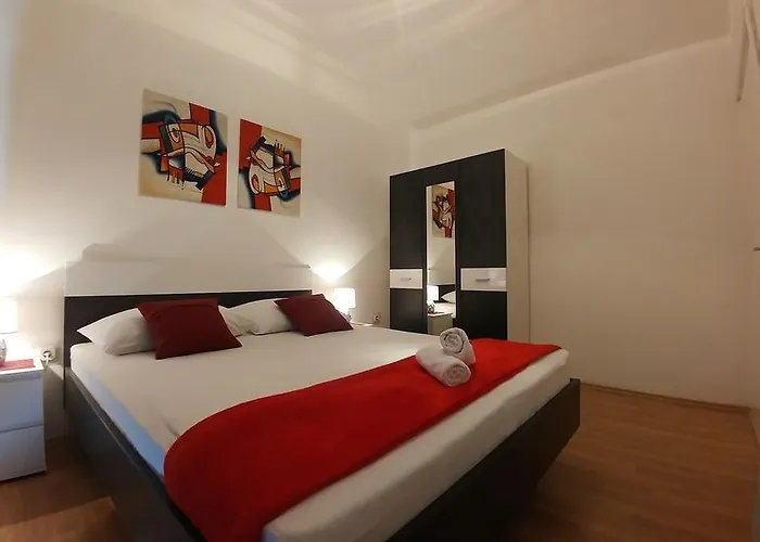 Apartament & Milena *