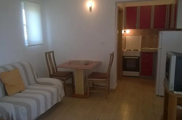 Apartments&rooms Milena