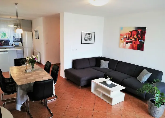 & Milena Apartament *