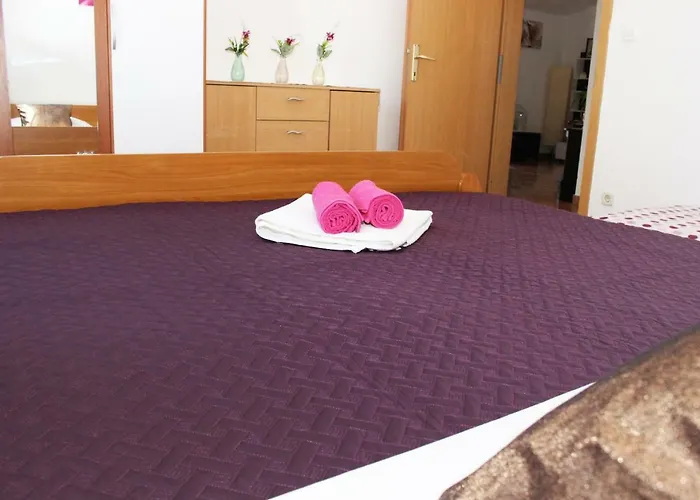 Apartments&rooms Milena